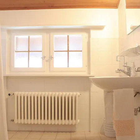 Spacious & Central For Up To 12 Guest, Chalet Haut-praz Chalet