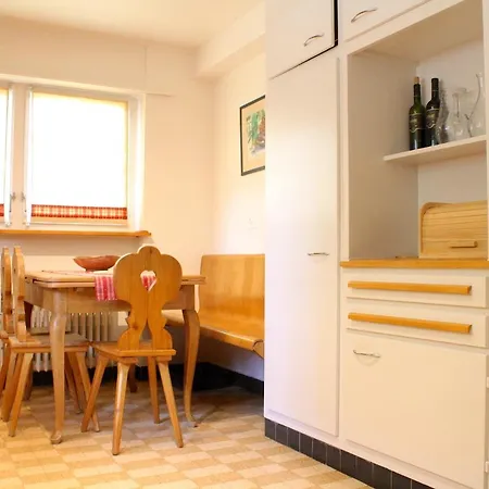 Spacious & Central For Up To 12 Guest, Chalet Haut-praz *