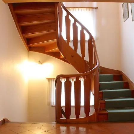 Chalet Spacious & Central For Up To 12 Guest, Chalet Haut-praz *